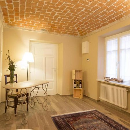 Bed and Breakfast Dimora Della Rocca Costigliole d'Asti Zewnętrze zdjęcie