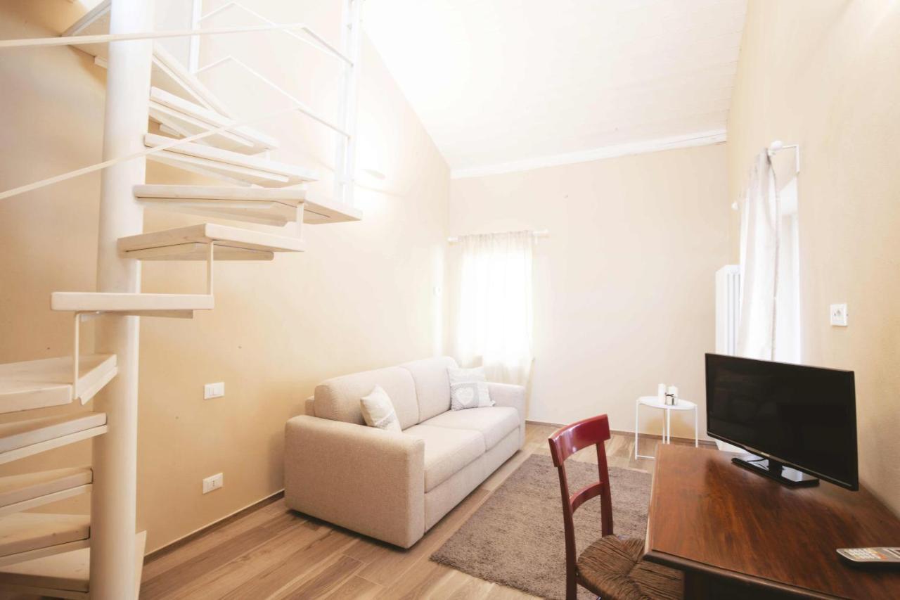 Bed and Breakfast Dimora Della Rocca Costigliole d'Asti Zewnętrze zdjęcie